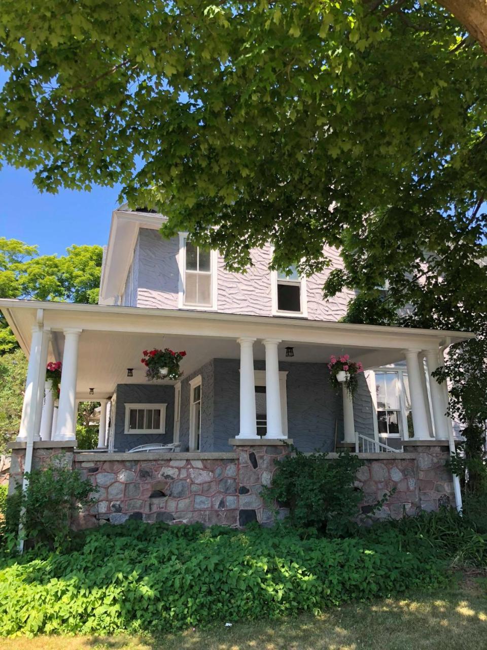 Charlevoix House Bed & Breakfast Dış mekan fotoğraf