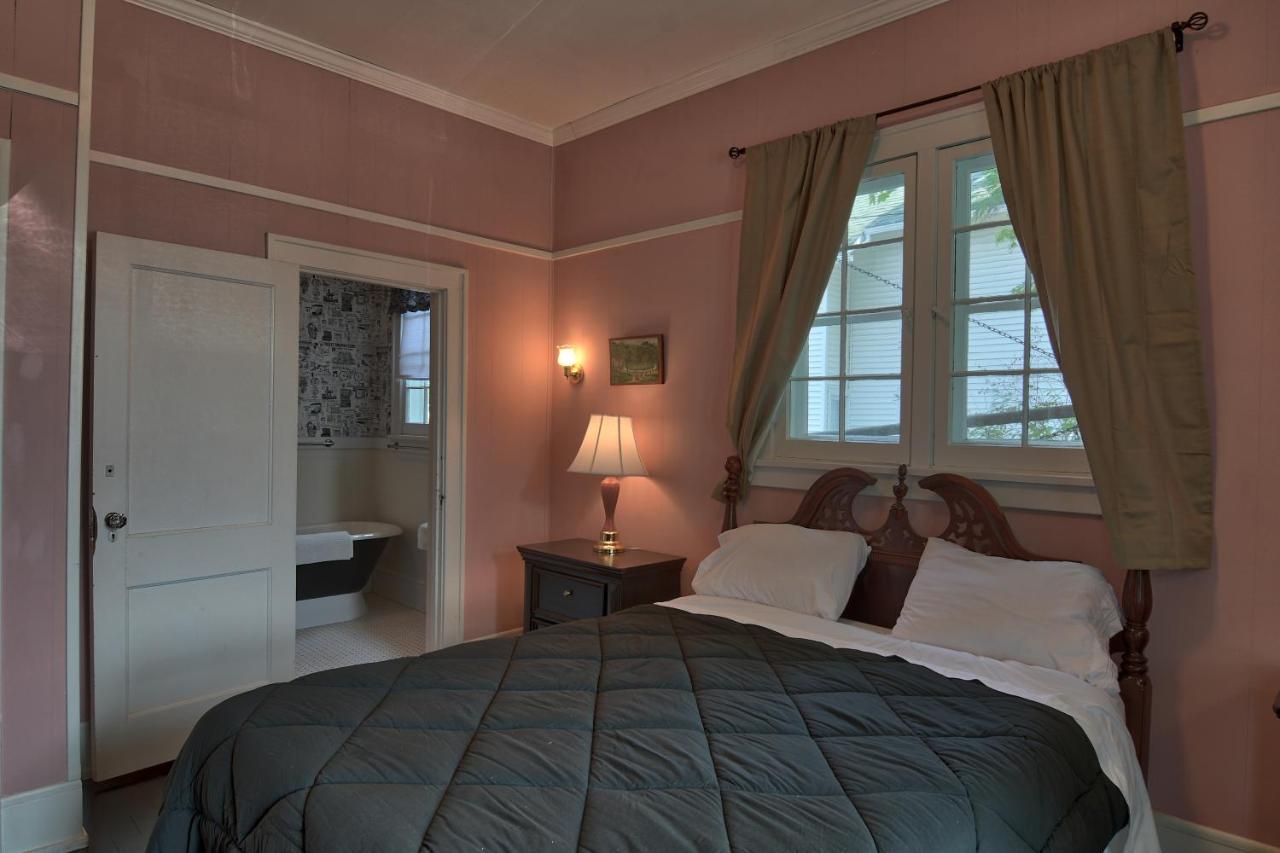Charlevoix House Bed & Breakfast Dış mekan fotoğraf