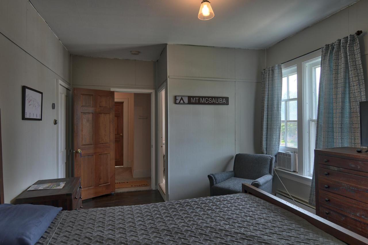 Charlevoix House Bed & Breakfast Dış mekan fotoğraf