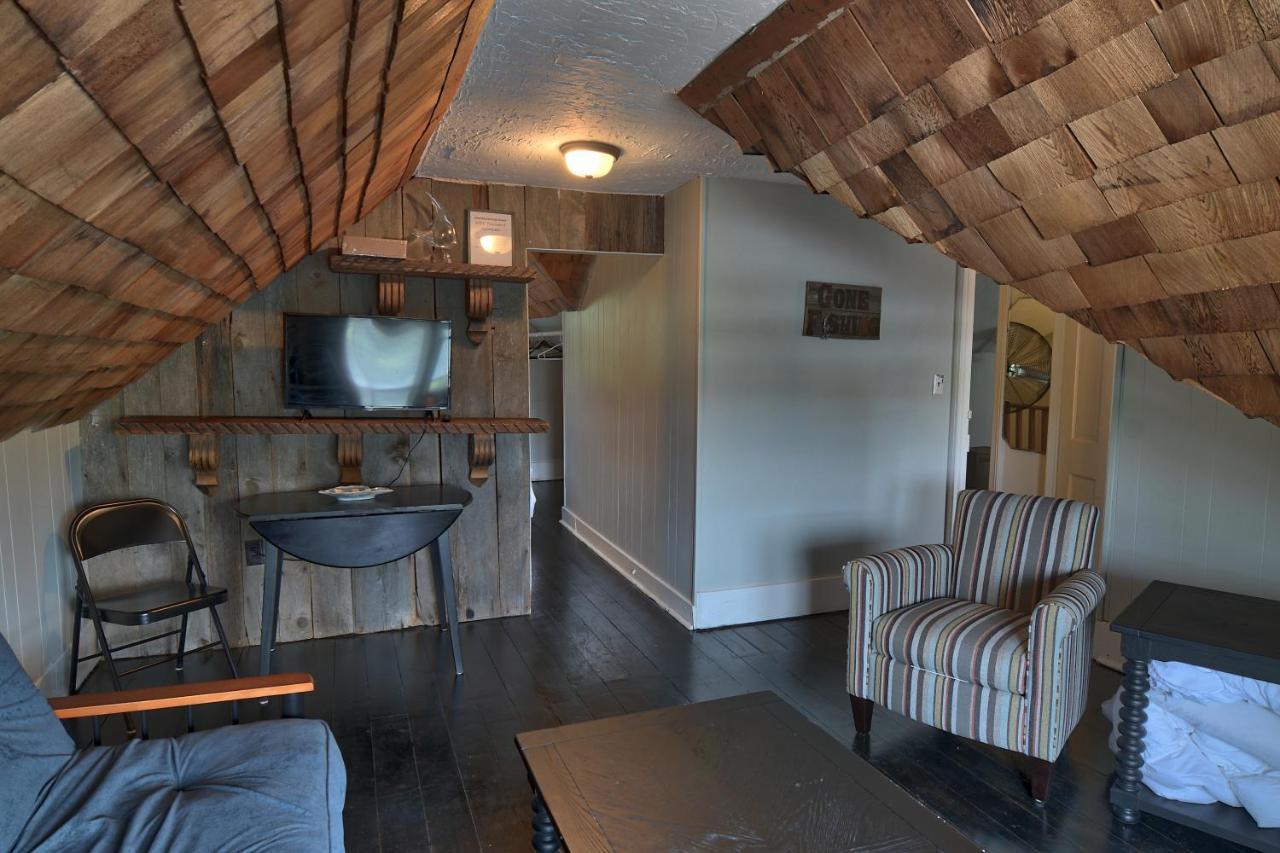 Charlevoix House Bed & Breakfast Dış mekan fotoğraf